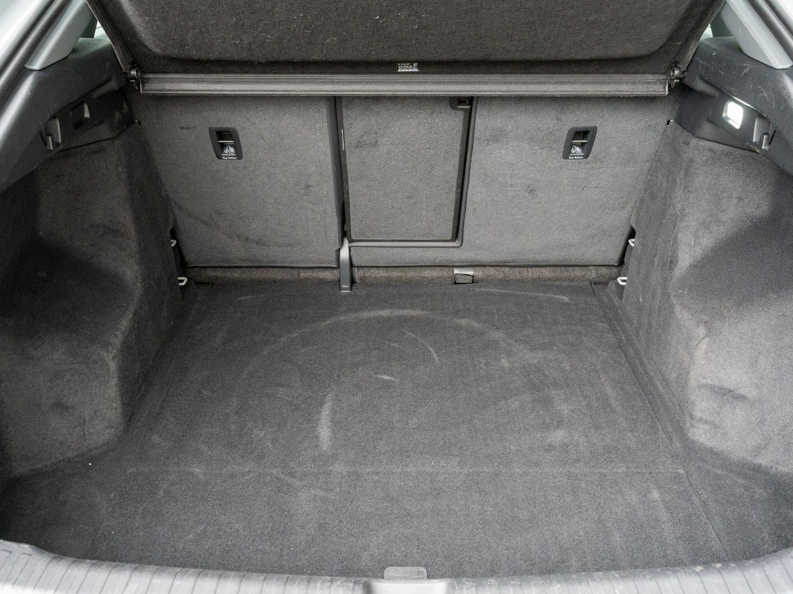 Fahrzeugabbildung Audi Q4 Sportback S line 40 e-tron NAVI LED GRA WÄPU