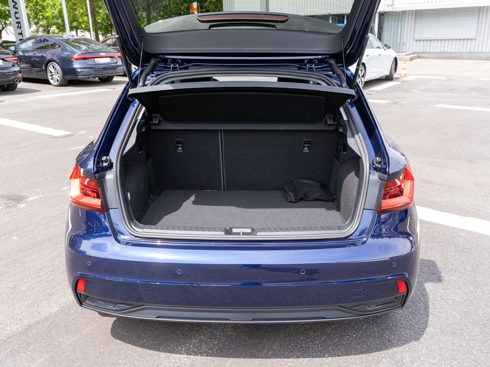 Fahrzeugabbildung Audi A1 Sportback advanced 25TFSI Navi LED RFK ACC