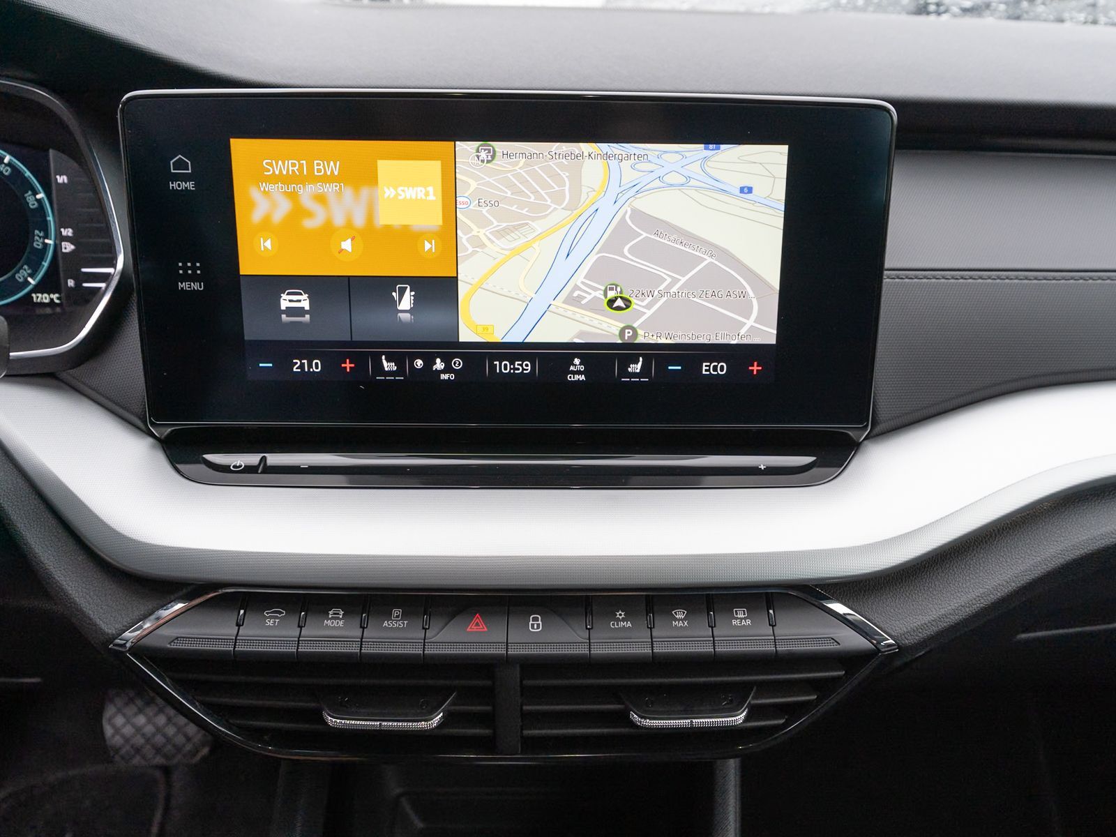 Fahrzeugabbildung SKODA Octavia Combi iV CLEVER 1.4 TSI DSG LED Navi AHK