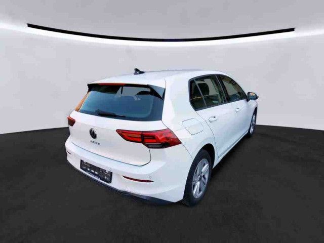 Fahrzeugabbildung Volkswagen Golf Life 2.0 TDI DSG LED Navi ACC PDC SHZ
