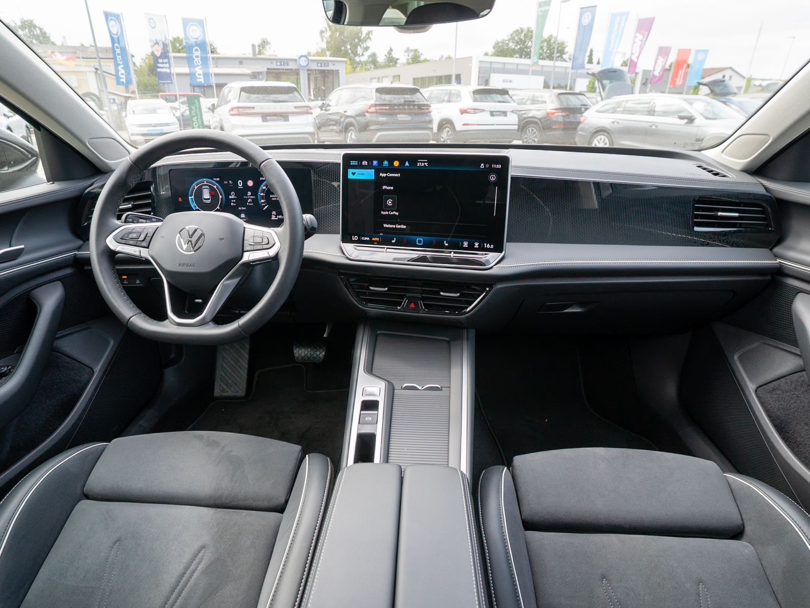Fahrzeugabbildung Volkswagen Passat Variant Business 2.0 TDI DSG LED Navi AHK