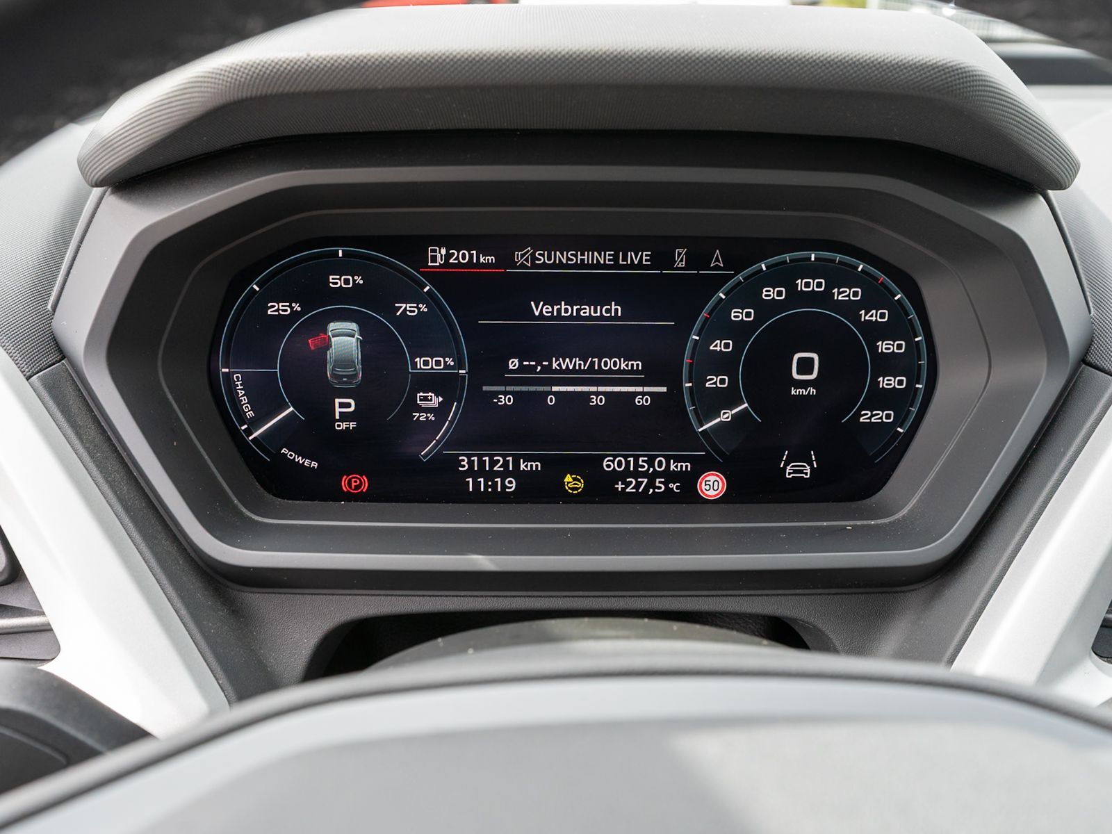 Fahrzeugabbildung Audi Q4 35 e-tron Navi LED ACC RFK PDC SHZ AHK