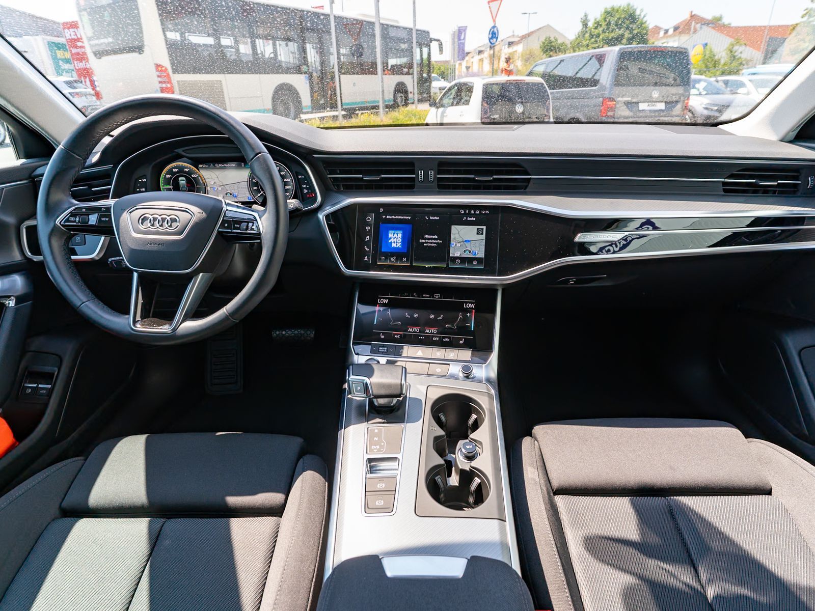 Fahrzeugabbildung Audi A6 Avant sport 50TFSI e quattr Navi LED AHK 360°