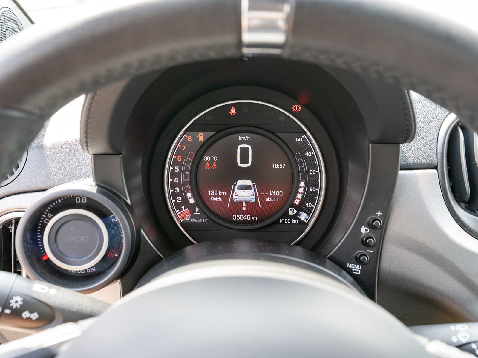 Fahrzeugabbildung Abarth 595 Turismo 1.4 T-jet Navi PDC Beats Audio LEDER