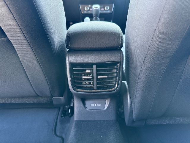 Fahrzeugabbildung SKODA Fabia Tour 1,0 TSI 95PS ACC Kamera PDC SHZ