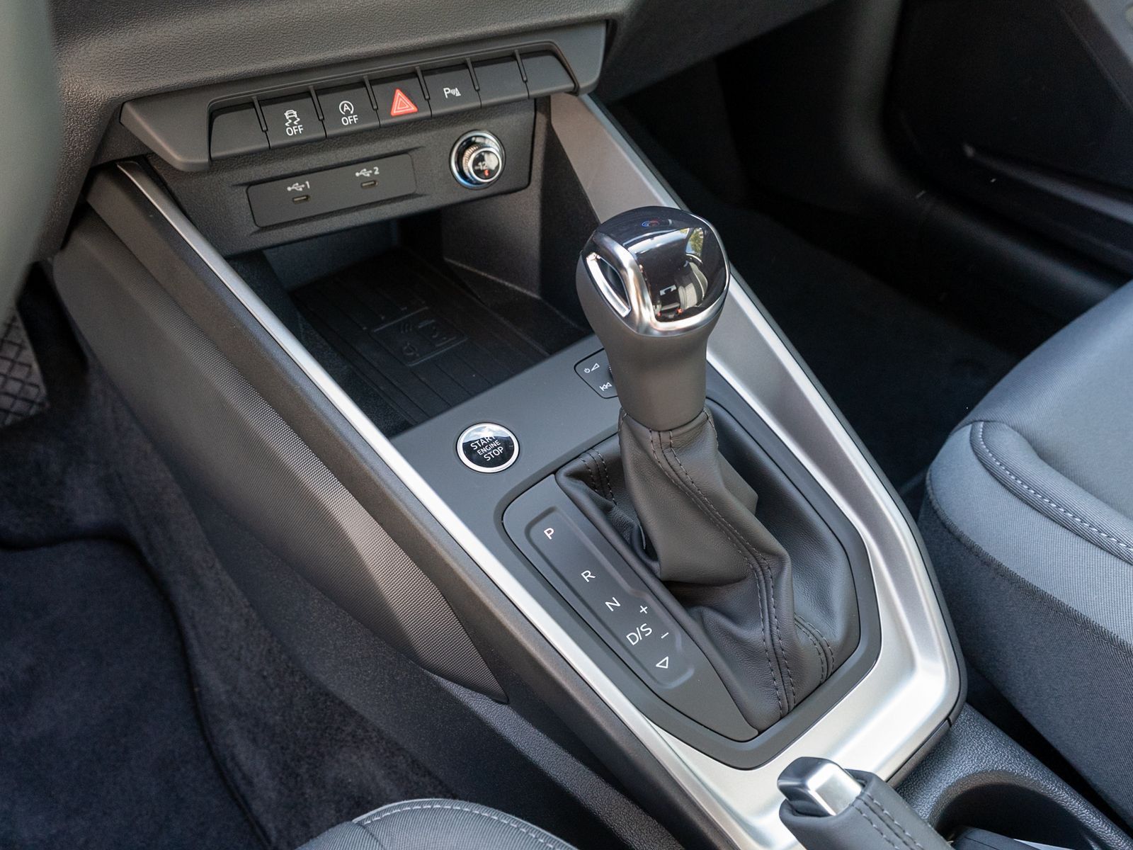 Fahrzeugabbildung Audi A1 Sportback advanced 35 TFSI 110(150) kW(PS) S