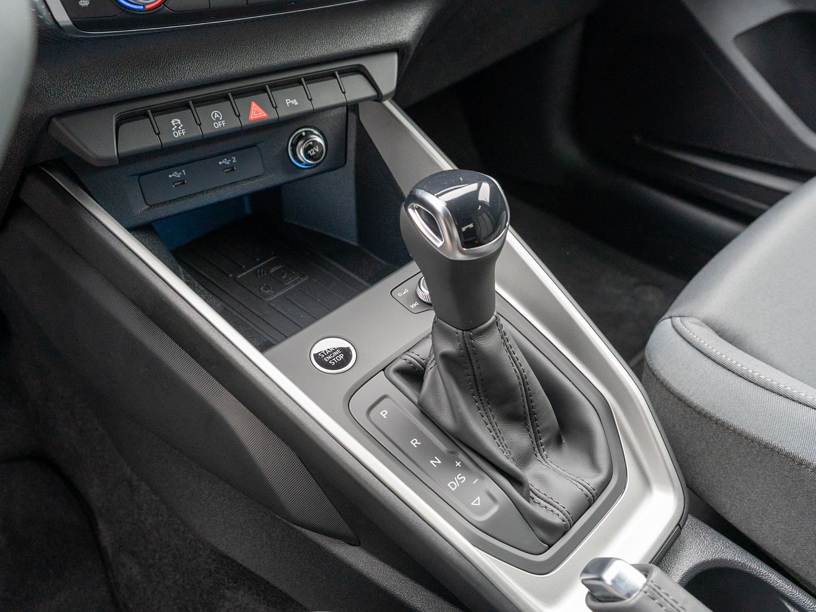 Fahrzeugabbildung Audi A1 Sportback advanced 35 TFSI 110(150) kW(PS) S