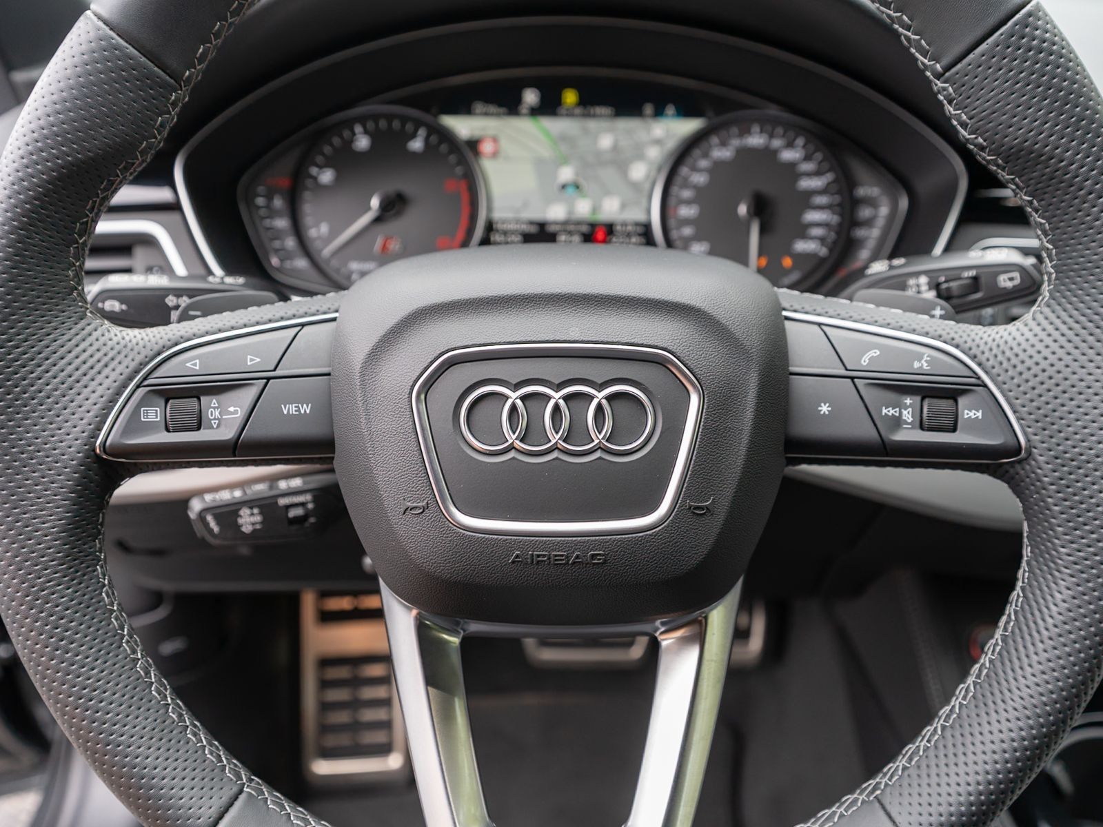 Fahrzeugabbildung Audi S4 Avant TDI quattro Navi Matrix AHK ACC RFK