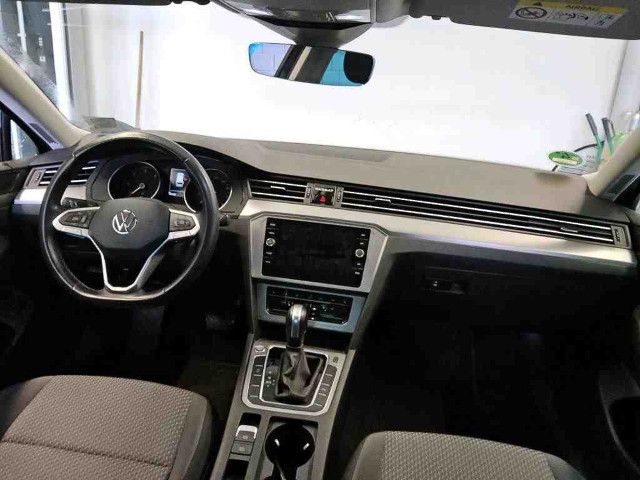 Fahrzeugabbildung Volkswagen Passat Variant 2.0TDI DSG LED Navi RFK SHZ AHK