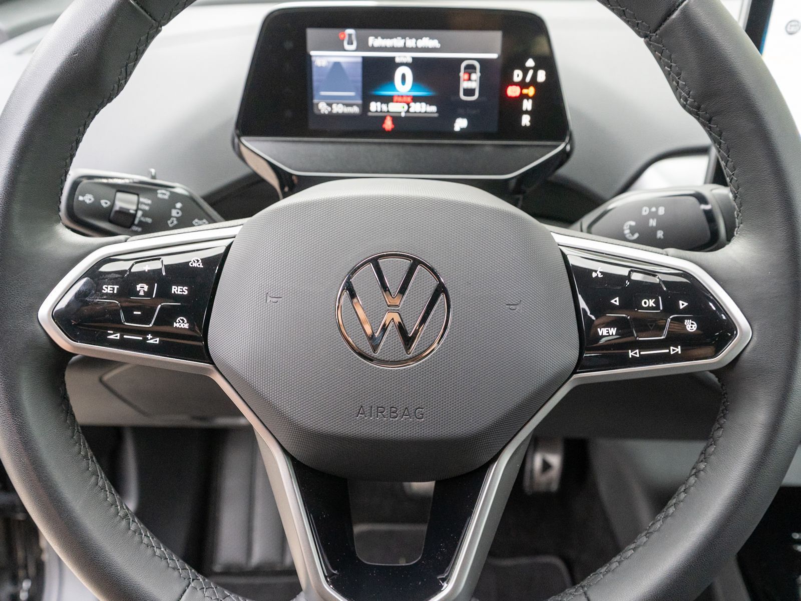 Fahrzeugabbildung Volkswagen ID.4 Pure Performance LED Nav PDC Wärmepumpe ACC