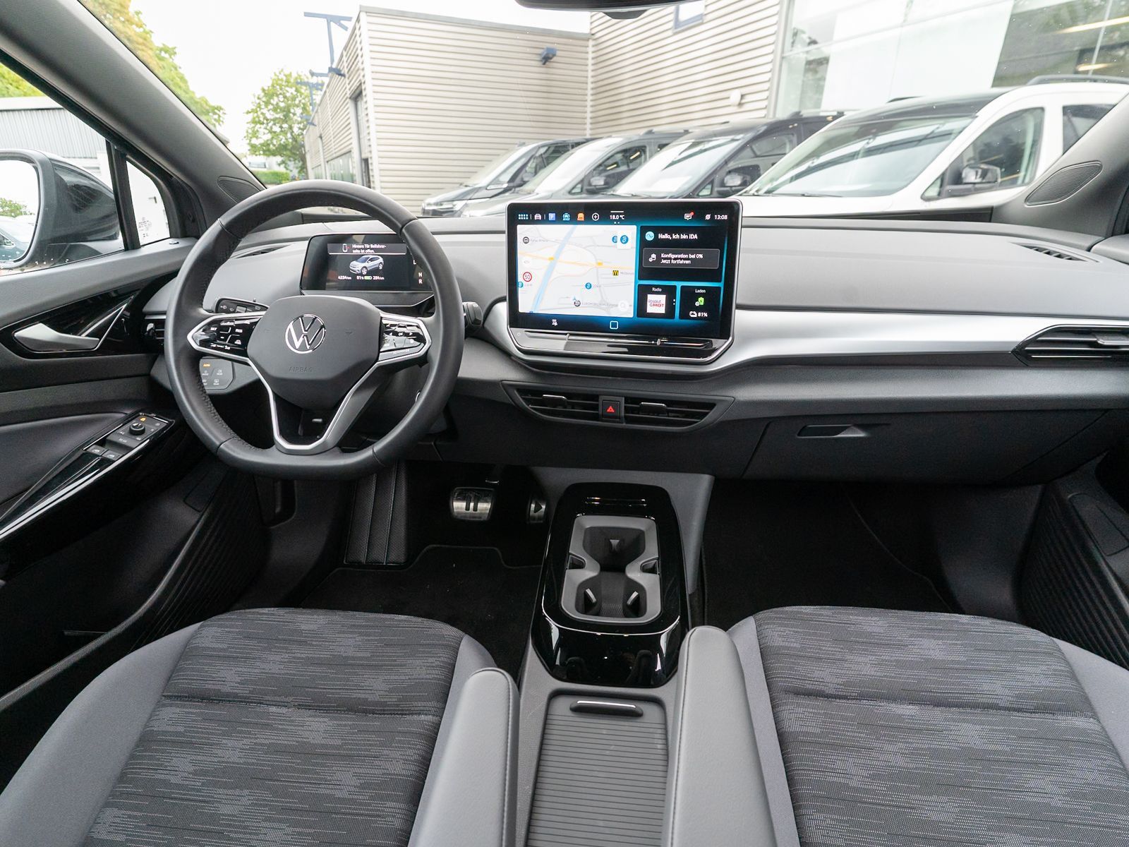 Fahrzeugabbildung Volkswagen ID.4 Pure Performance LED Nav PDC Wärmepumpe ACC