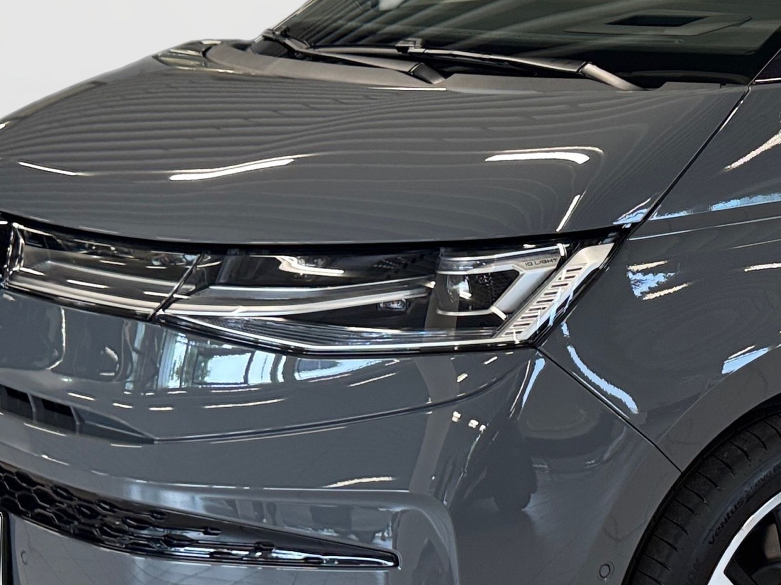 Fahrzeugabbildung Volkswagen Multivan "Edition" 2.0 TDI AHK langer Überhang