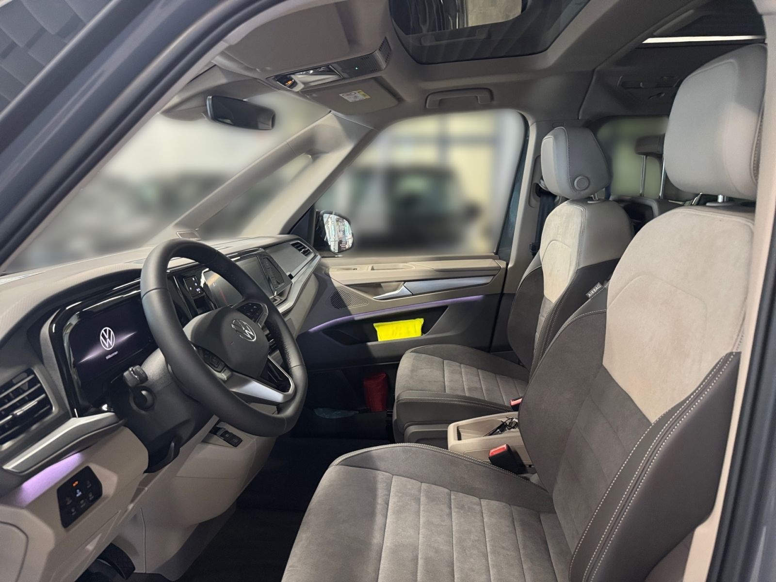 Fahrzeugabbildung Volkswagen Multivan "Edition" 2.0 TDI AHK langer Überhang