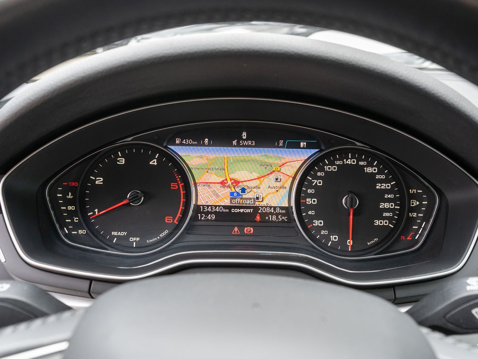 Fahrzeugabbildung Audi A4 Avant 2.0 TDI Ultra Xenon Navi PDC SHZ PANO