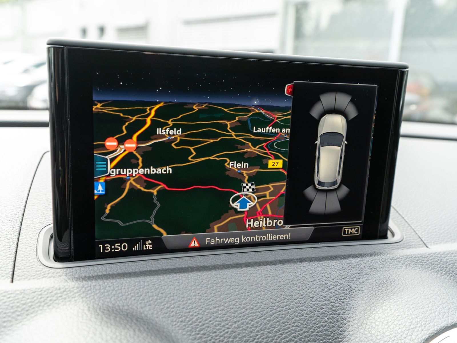 Fahrzeugabbildung Audi A3 Sportback sport 40 e-tron Navi Matrix PDC B&O