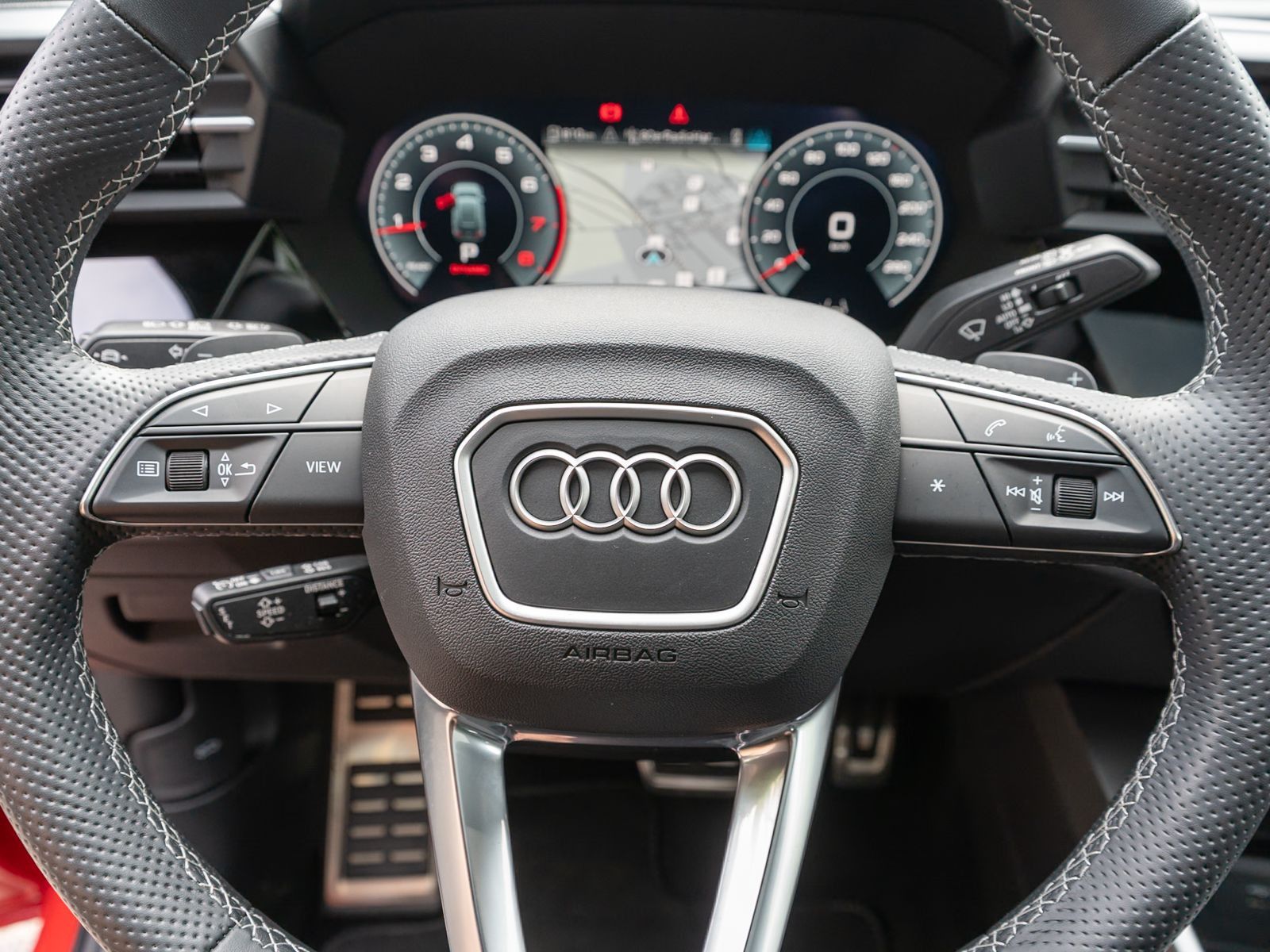 Fahrzeugabbildung Audi A3 Sportback S line 40TFSI quatt Stroni LED PANO