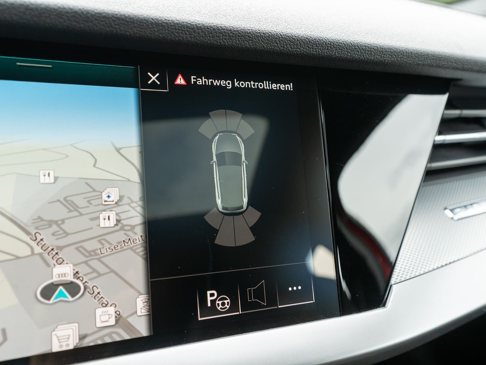Fahrzeugabbildung Audi A3 Sportback S line 40TFSI quatt Stroni LED PANO