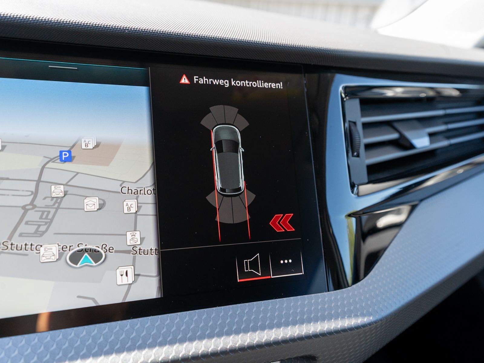 Fahrzeugabbildung Audi A1 Sportback S line 30TFSI Stronic LED Navi PDC
