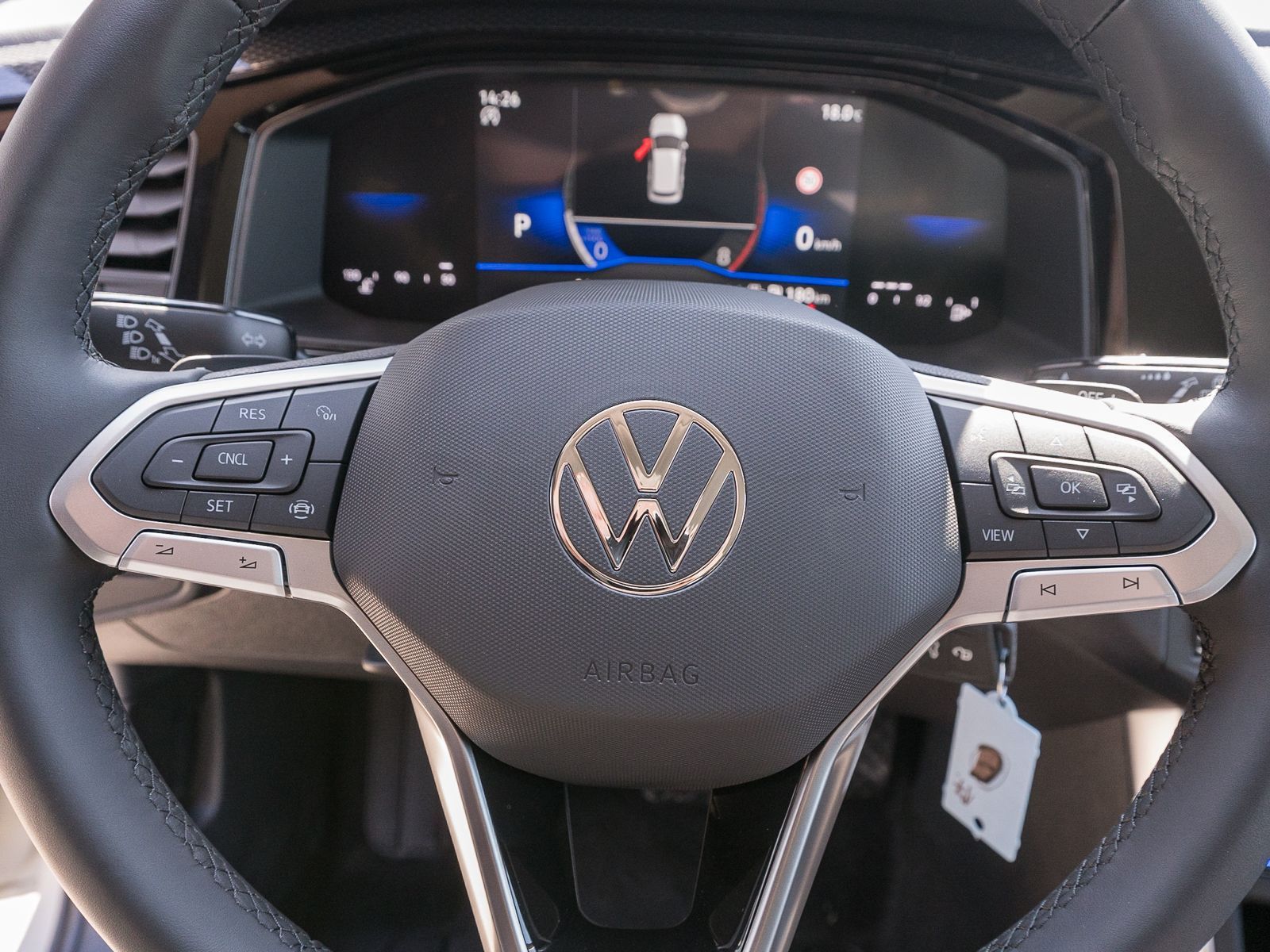 Fahrzeugabbildung Volkswagen Polo Life 1.0 TSI DSG LED RFK VC SHZ PDC v/h Alu
