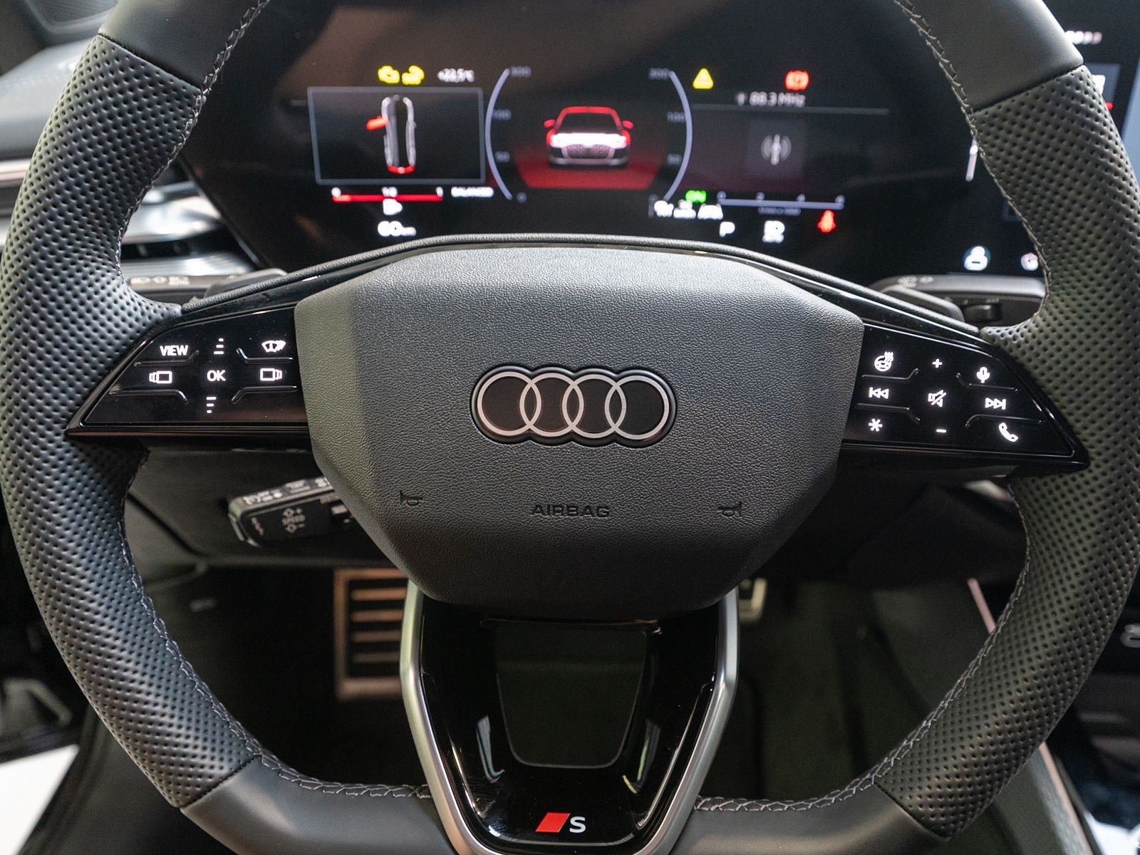 Fahrzeugabbildung Audi A6 Limousine TDI quattro 150 kW S tronic
