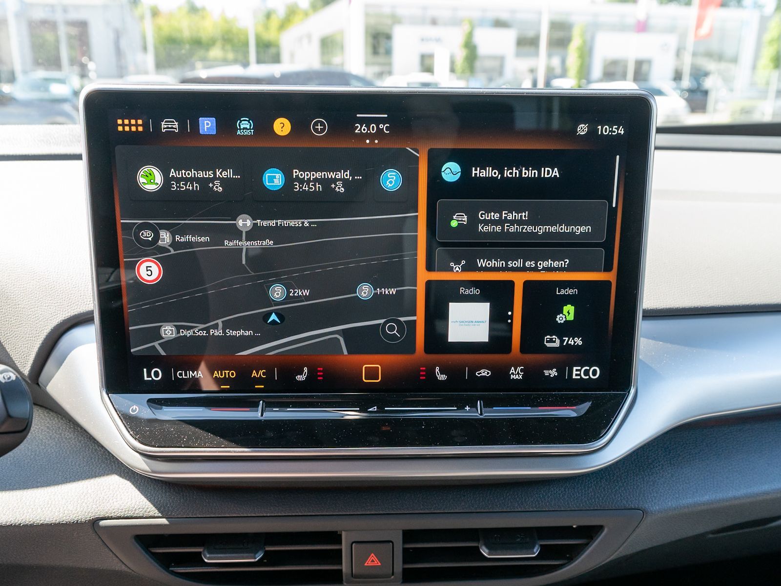 Fahrzeugabbildung Volkswagen ID.4 Pure Performance LED NAV ACC WÄRMEPUMPE AHK