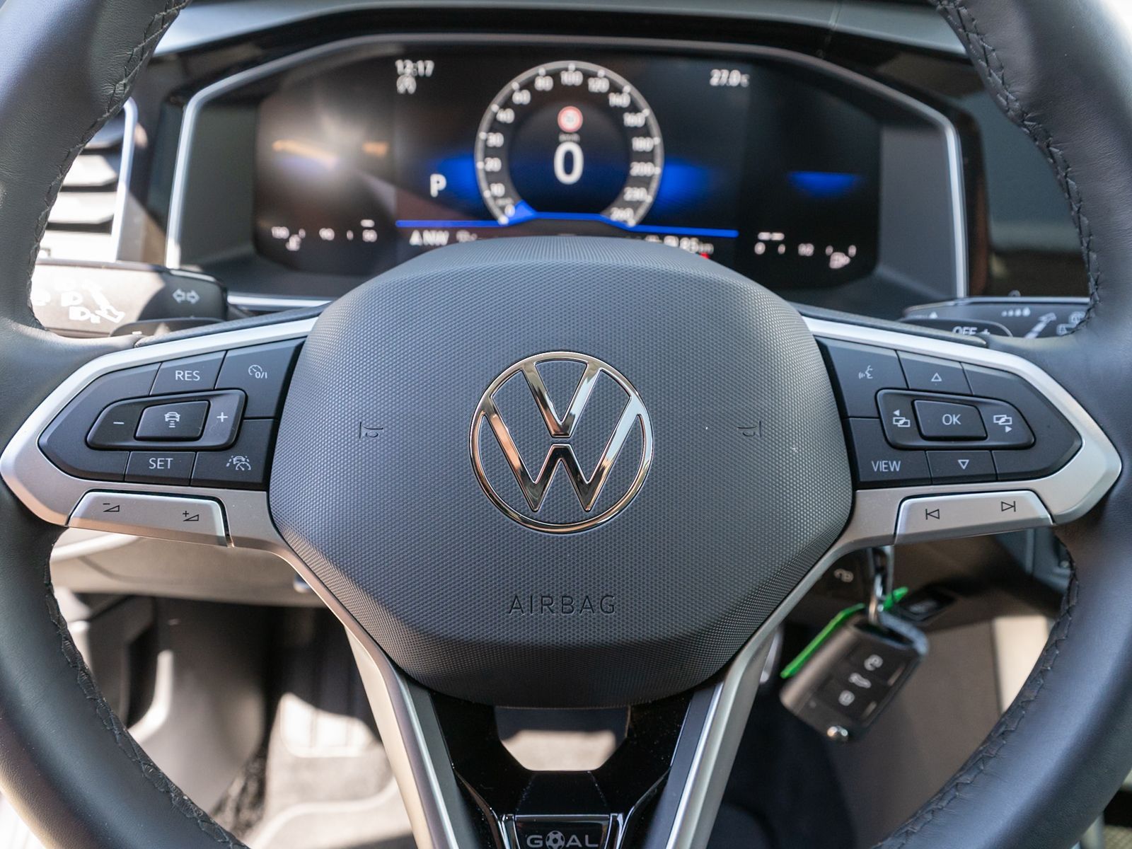 Fahrzeugabbildung Volkswagen Taigo Goal 1.5 TSI DSG LED NAVI PANORAMADACH RFK