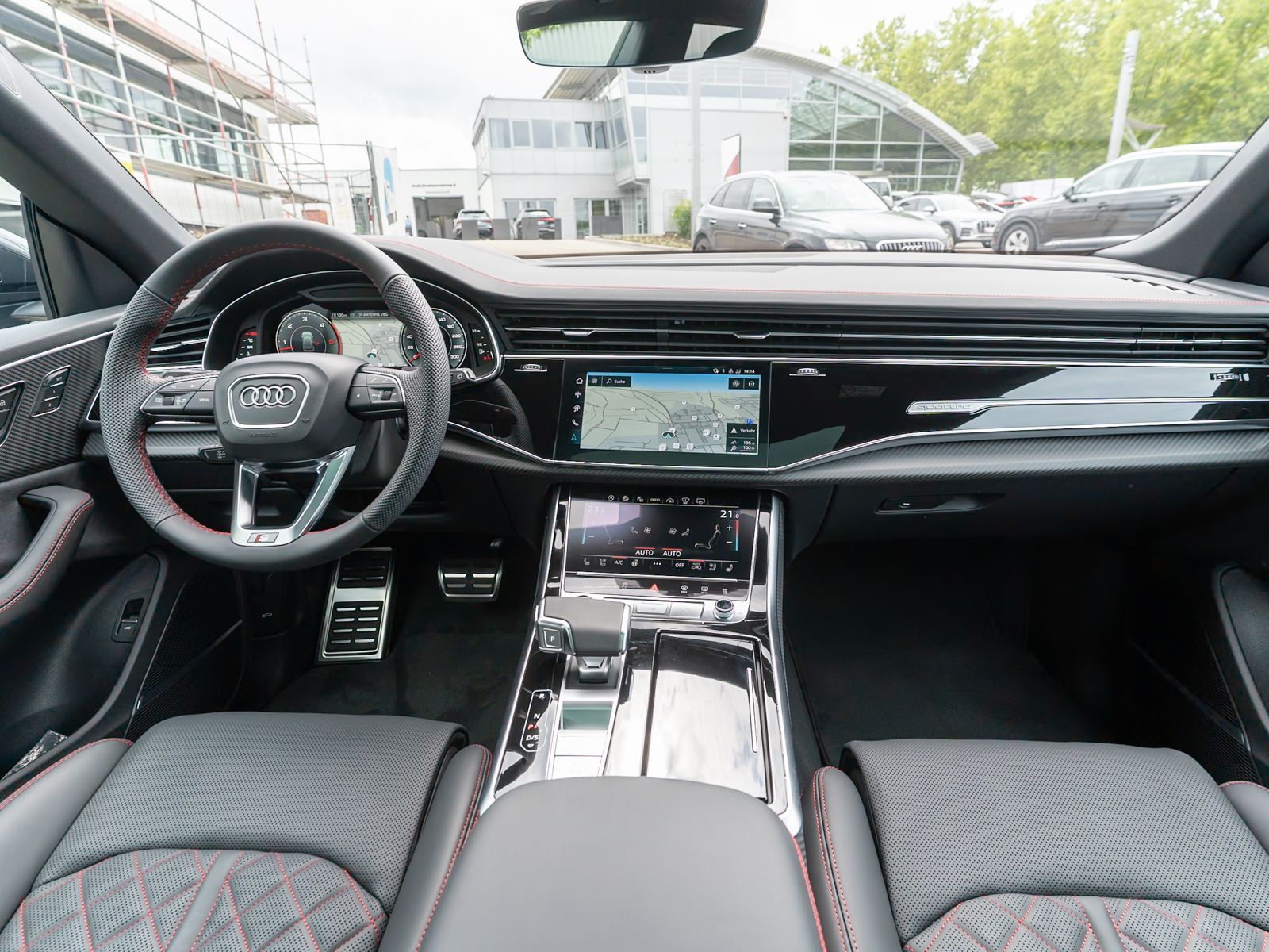 Fahrzeugabbildung Audi Q8 Facelift 50 TDI quattro S line PANO LEDER AHK