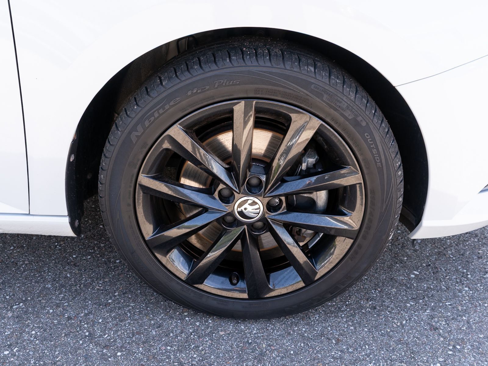 Fahrzeugabbildung SKODA Fabia "Best of" 1.0TSI DSG LED NAVI PANO RFK ACC
