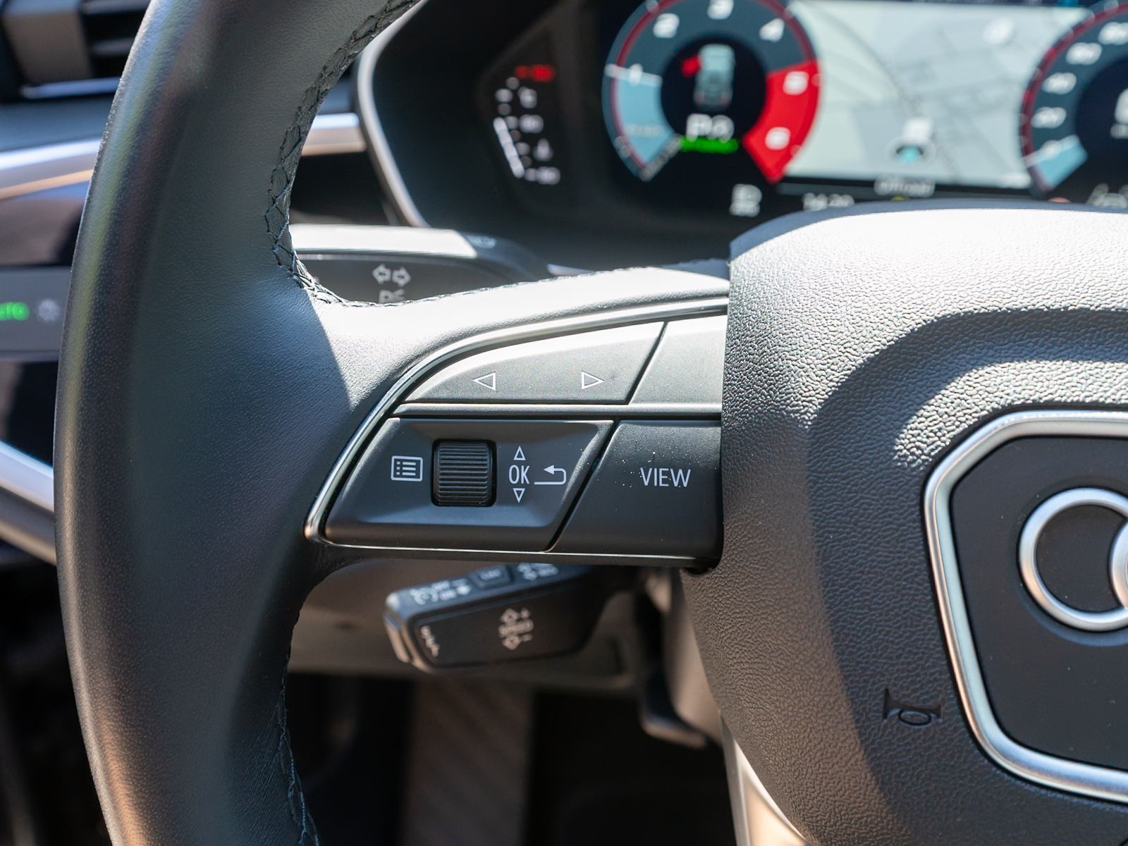 Fahrzeugabbildung Audi Q3 advanced 35TDI quattro Stronic Navi LED RFK