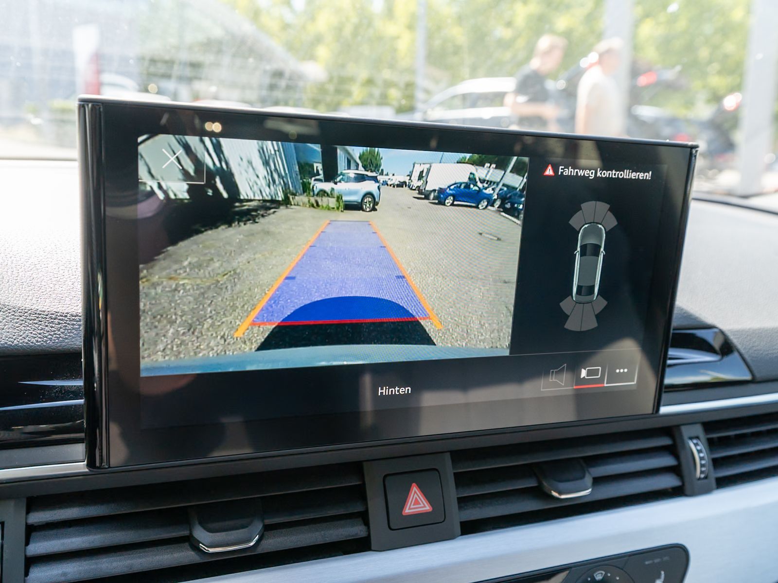 Fahrzeugabbildung Audi A4 Limousine S line 40TDI quattr Navi LED HUD VC
