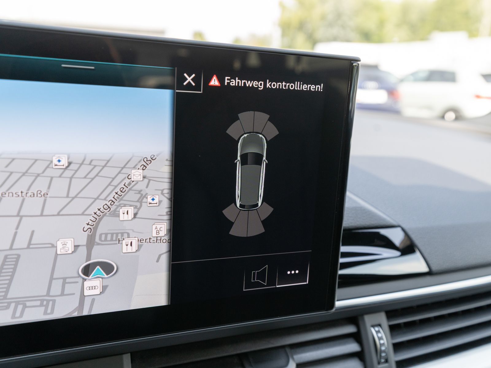 Fahrzeugabbildung Audi A4 Avant S line 40TFSI quattro Navi Matrix B&O