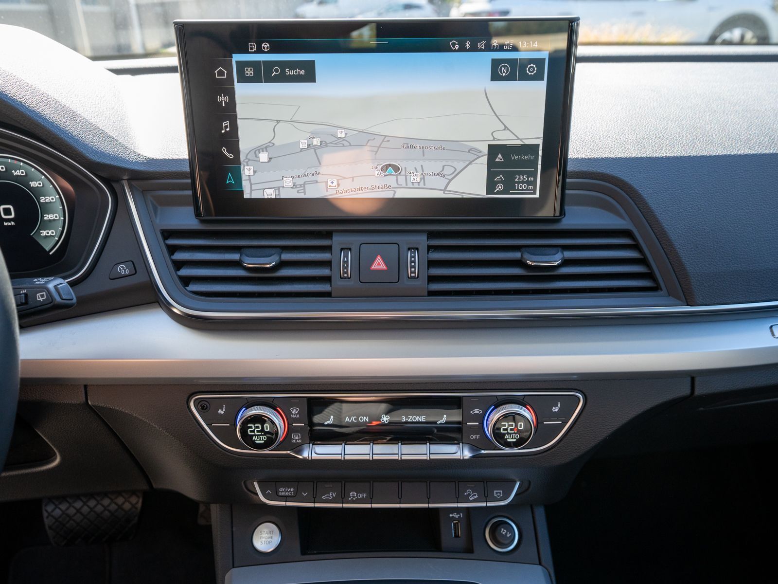 Fahrzeugabbildung Audi Q5 S line 50 TFSI e quattro Stronic LED Navi AHK