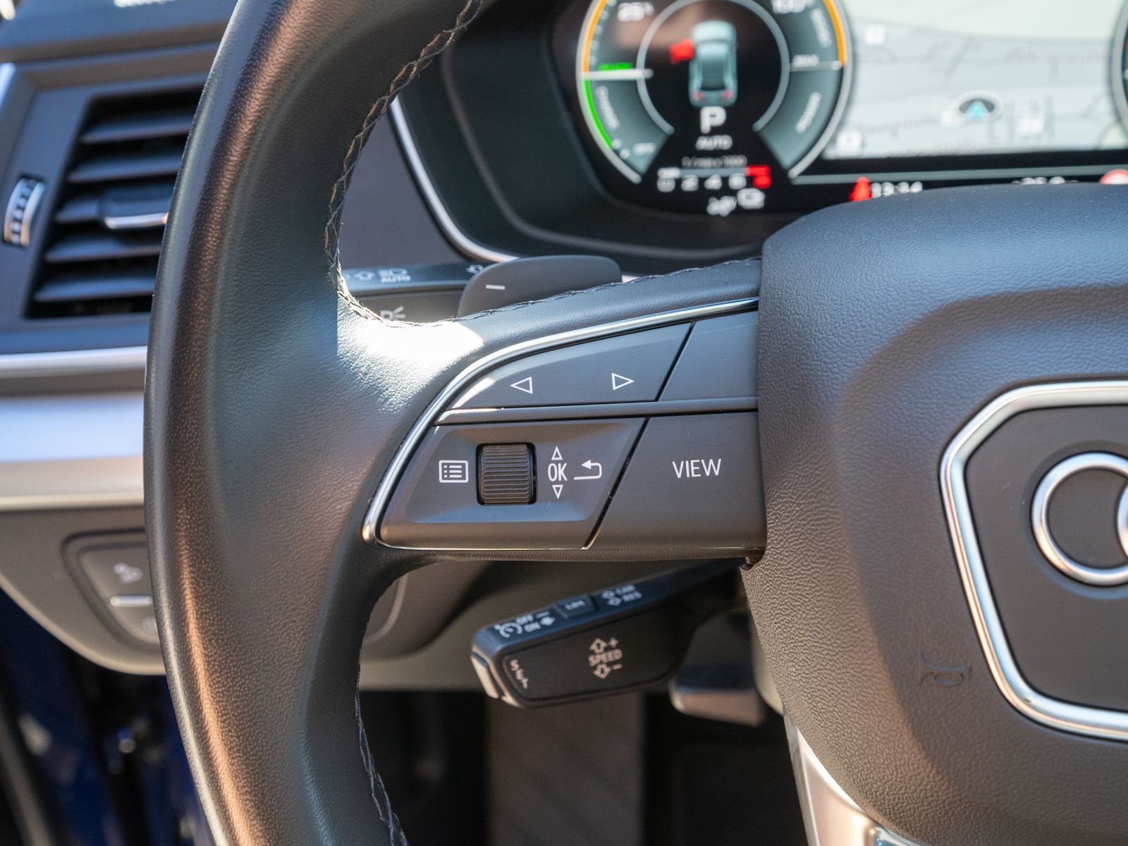 Fahrzeugabbildung Audi Q5 S line 50 TFSI e quattro Stronic LED Navi AHK
