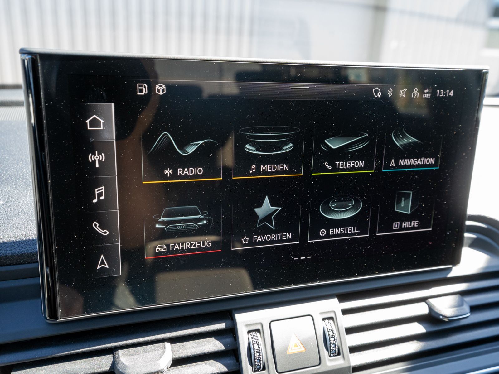 Fahrzeugabbildung Audi Q5 S line 50 TFSI e quattro Stronic LED Navi AHK