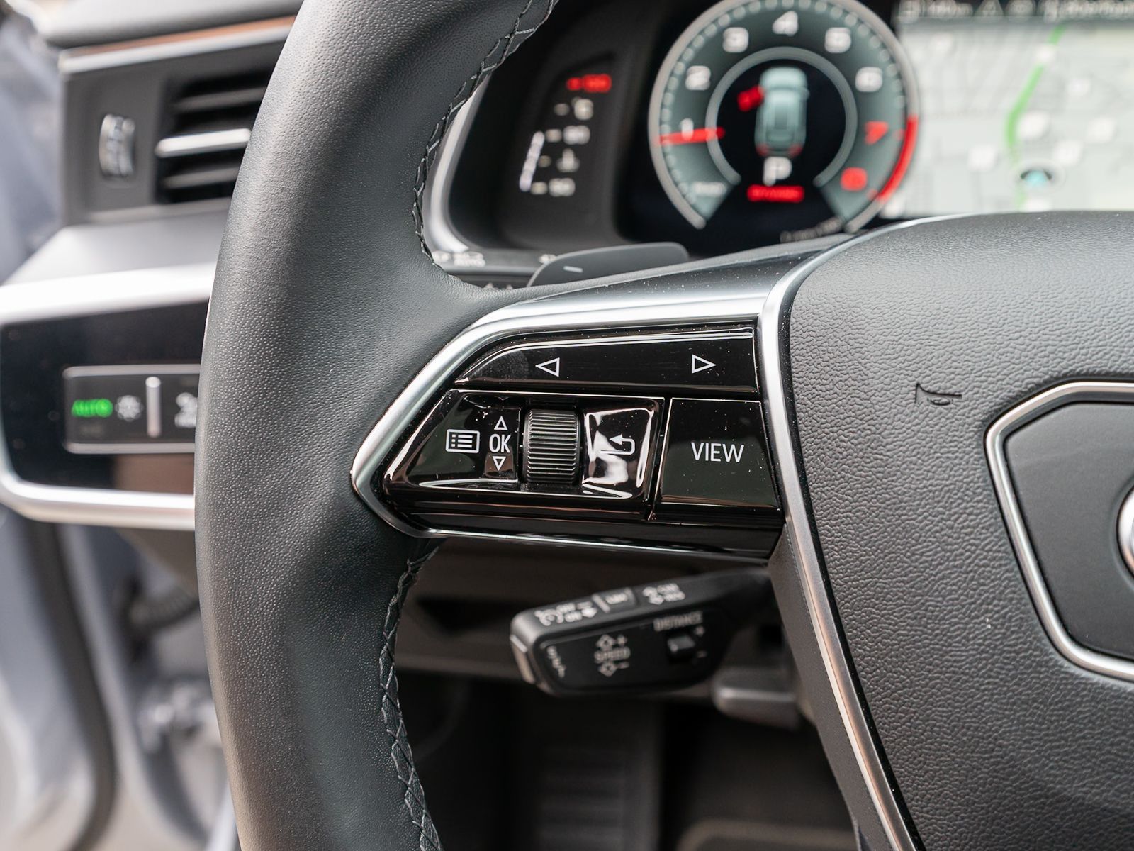 Fahrzeugabbildung Audi A6 Avant advanced 45TFSI Navi Matrix Pano RFK VC