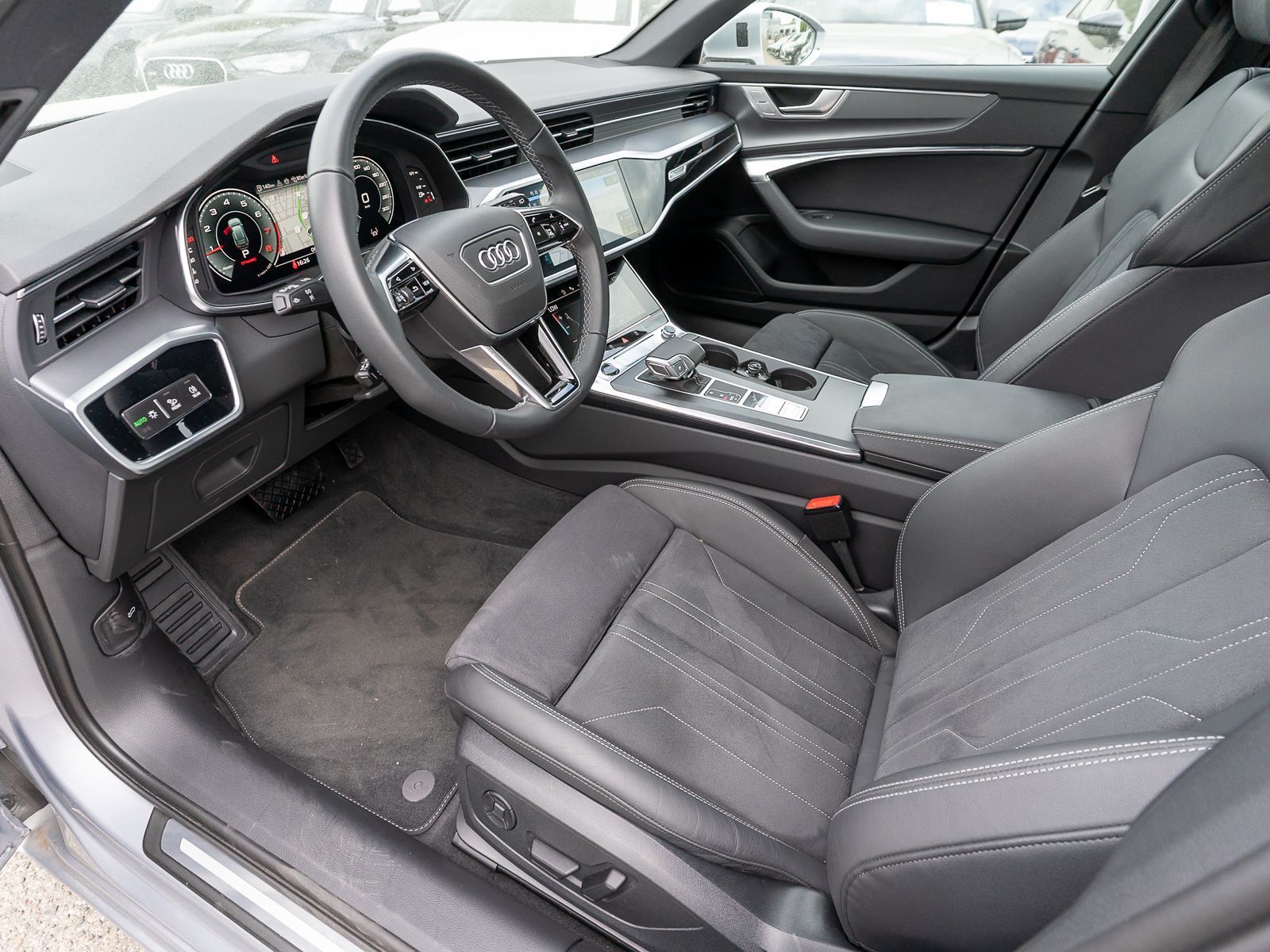 Fahrzeugabbildung Audi A6 Avant advanced 45TFSI Navi Matrix Pano RFK VC