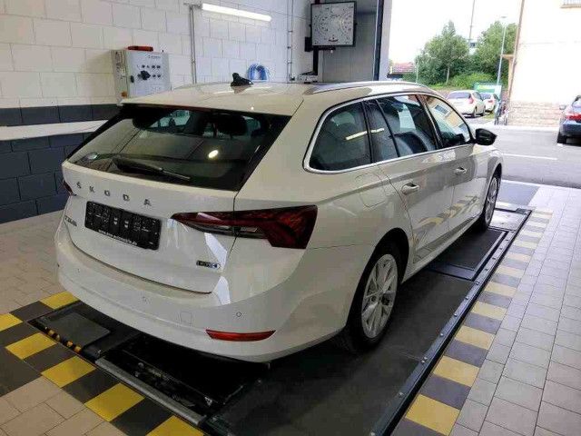 Fahrzeugabbildung SKODA Octavia Combi Style 1.0TSI DSG LED Navi HUD Pano