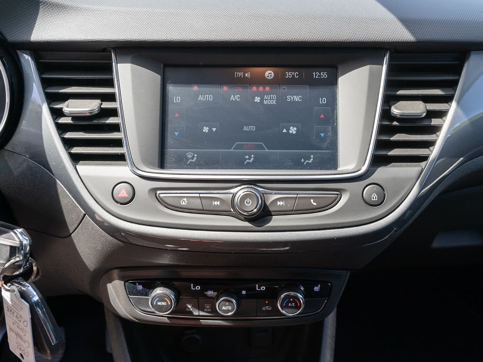 Fahrzeugabbildung Opel Crossland Elegance 1.2Turbo LED RFK SHZ Tempomat