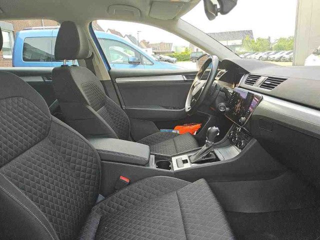 Fahrzeugabbildung SKODA Superb Combi iV Ambition 1.4 TSI DSG Stdhzg AHK
