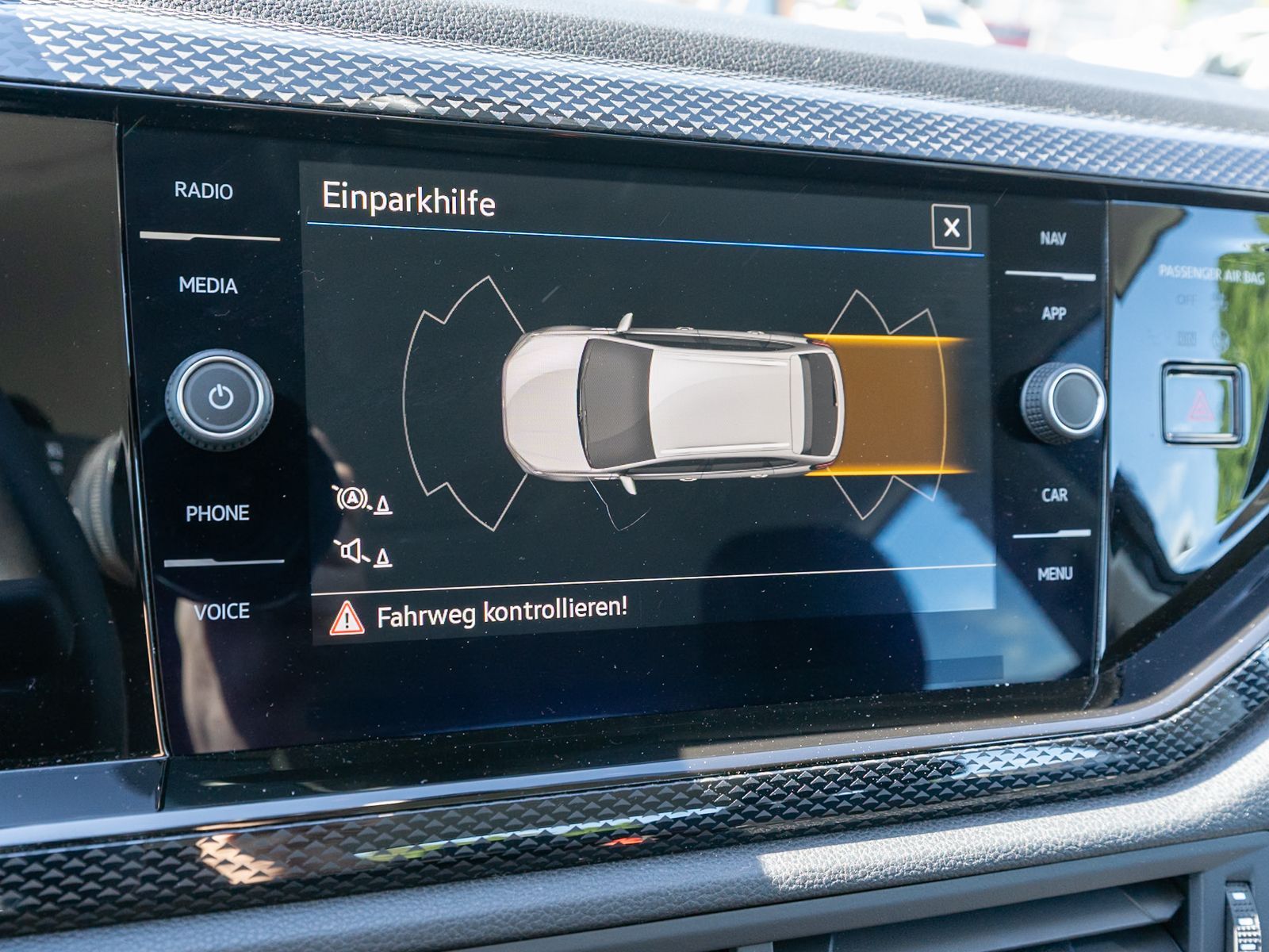 Fahrzeugabbildung Volkswagen Taigo Life 1.0 TSI DSG Navi LED ACC VC SHZ PDC