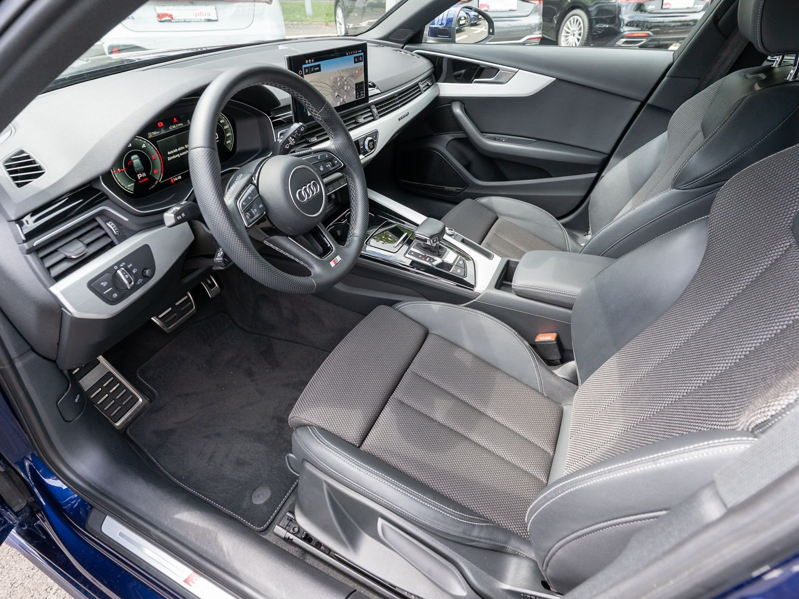 Fahrzeugabbildung Audi A4 Avant S line 40TDI quattro Navi LED AHK B&O