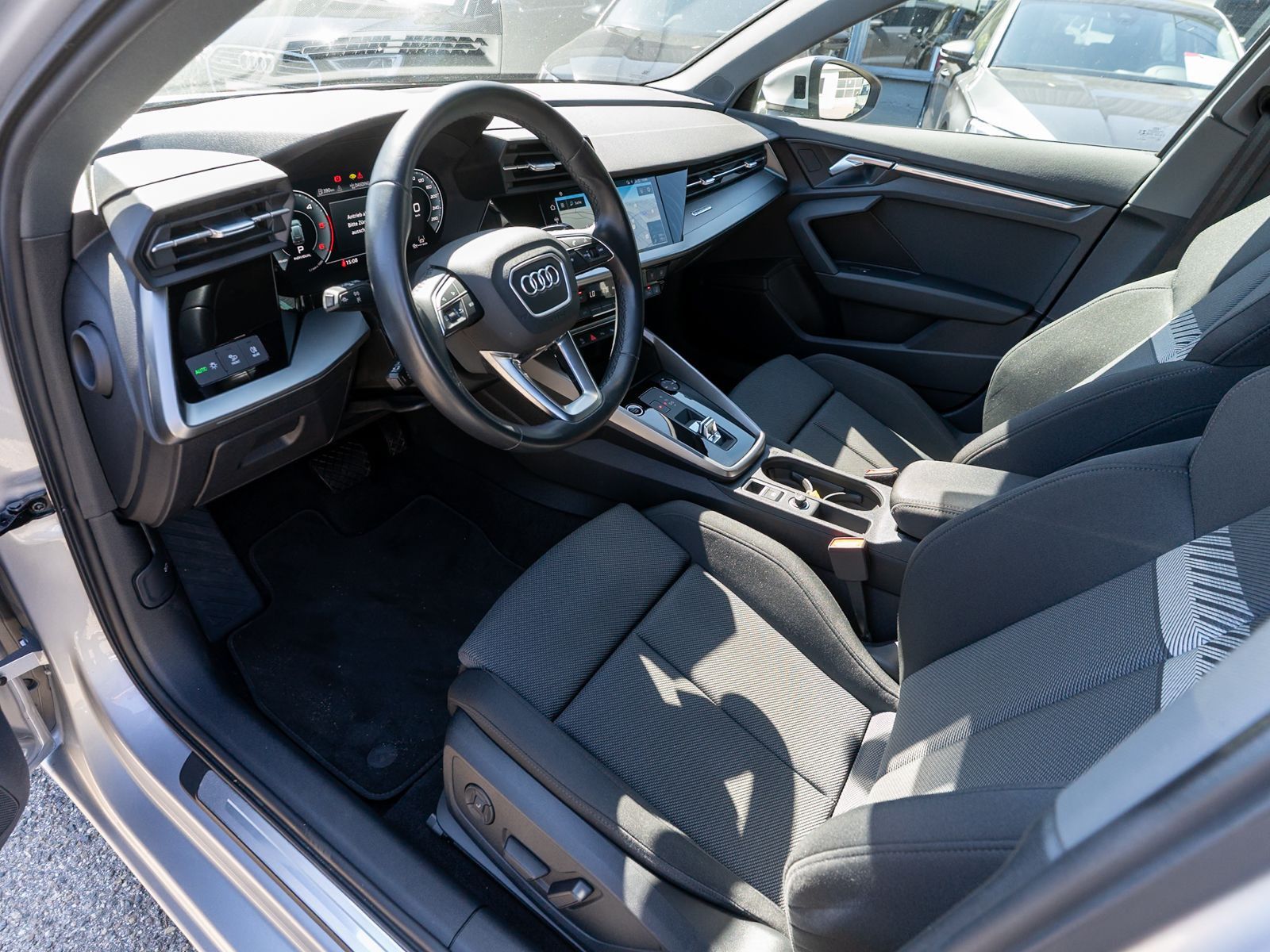 Fahrzeugabbildung Audi A3 Sportback advanced 40TDI quatt Stroni LED RFK