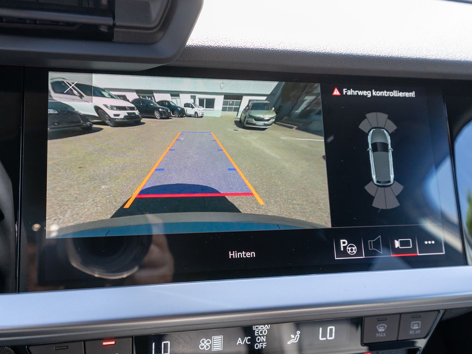 Fahrzeugabbildung Audi A3 Sportback advanced 40TDI quatt Stroni LED RFK