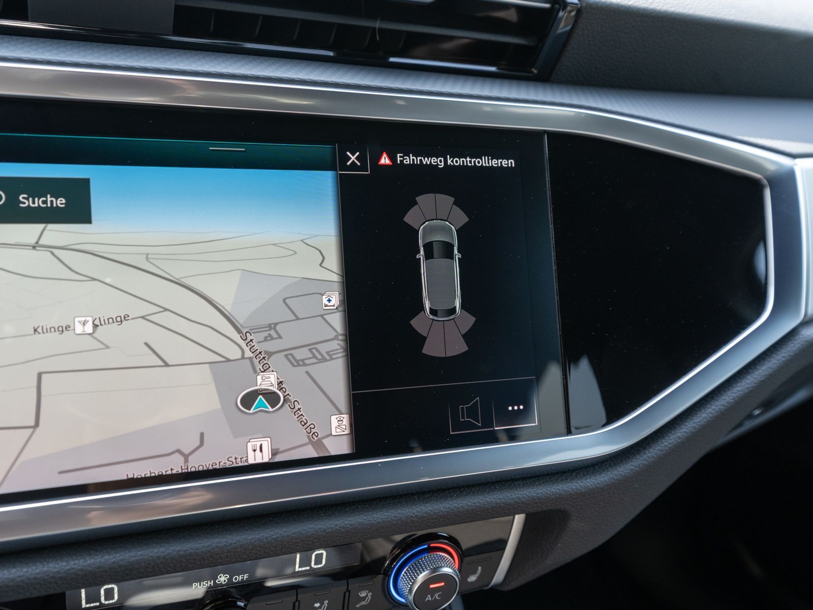 Fahrzeugabbildung Audi Q3 Sportback S line 45TFSI quattro Navi LED ACC