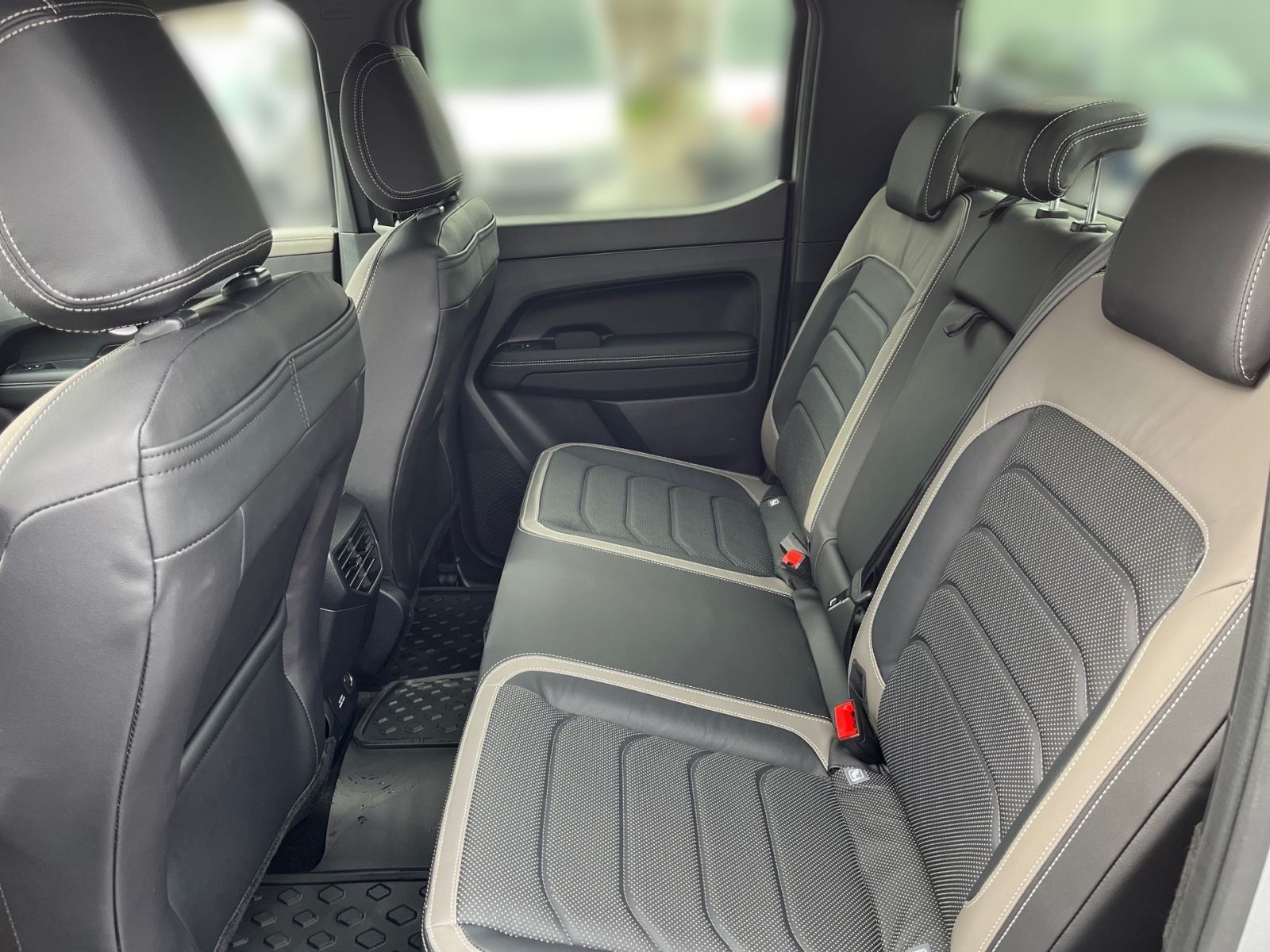 Fahrzeugabbildung Volkswagen Amarok Style DC 177 kW 3.0 TDI 4Motion