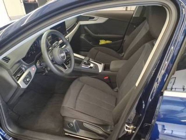 Fahrzeugabbildung Audi A4 Avant 35TDI Stronic Navi LED StandHz PDC GRA