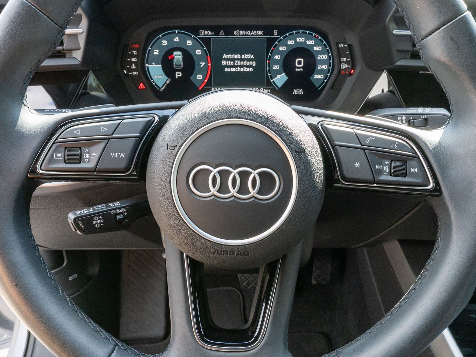 Fahrzeugabbildung Audi A3 Sportback advanced 35TFSI Stronic LED AHK GRA