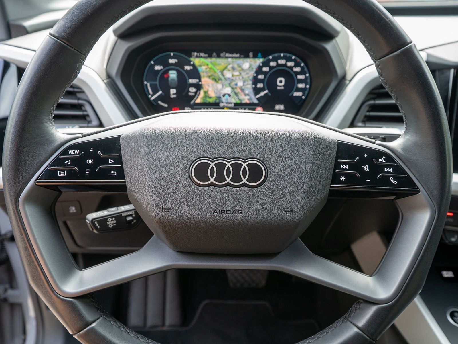 Fahrzeugabbildung Audi Q4 Sportback 35 e-tron Navi LED GRA VC