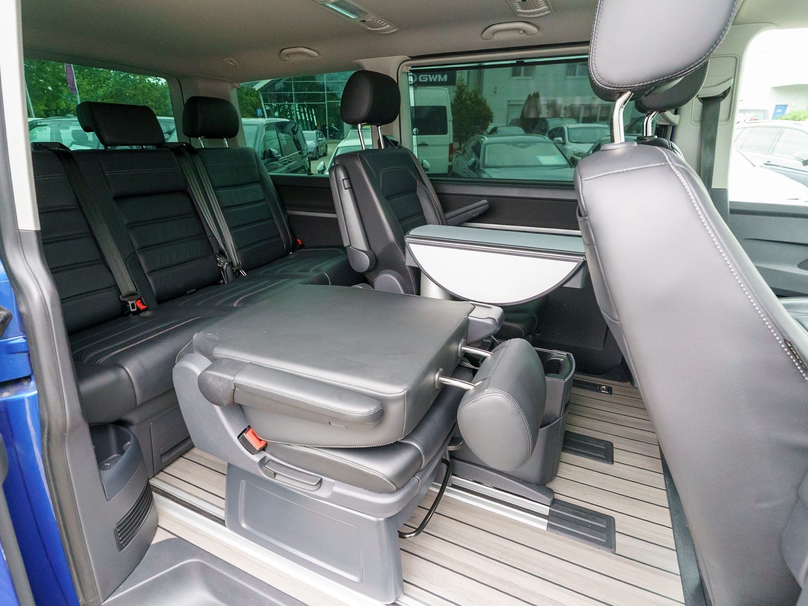 Fahrzeugabbildung Volkswagen T6.1 Multivan Comfortlin 2.0TDI 4M LED Stdhz AHK