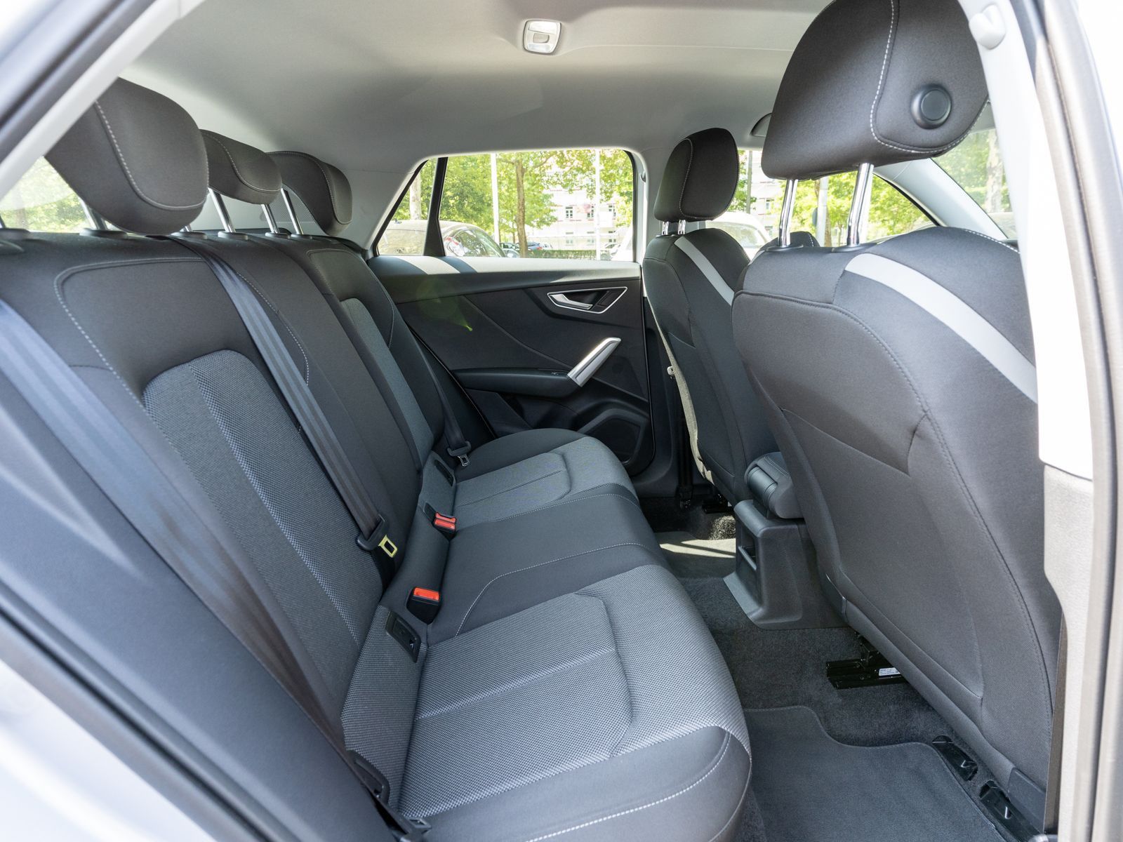 Fahrzeugabbildung Audi Q2 advanced 35TDI quattro Stronic LED AHK RFK